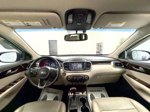 2017 Kia Sorento EX