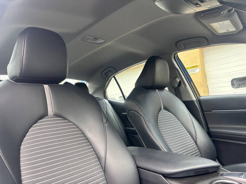 2023 Toyota Camry SE Nightshade