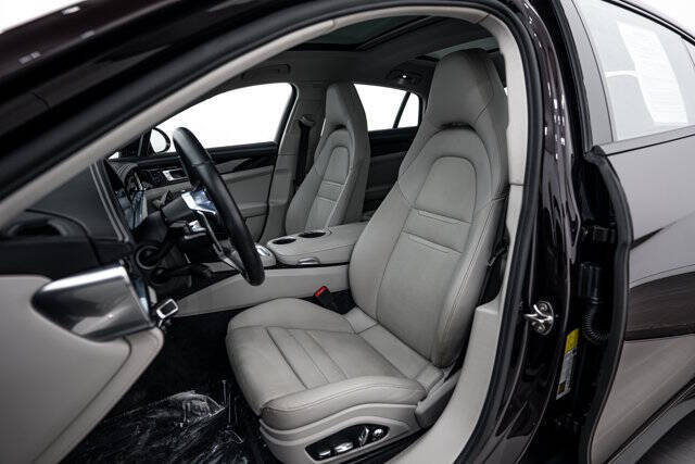 2017 Porsche Panamera