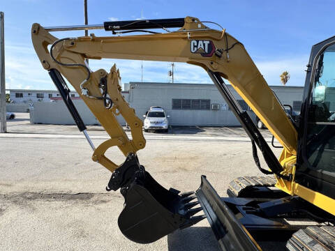 2025 Caterpillar 305.5 E2 CR