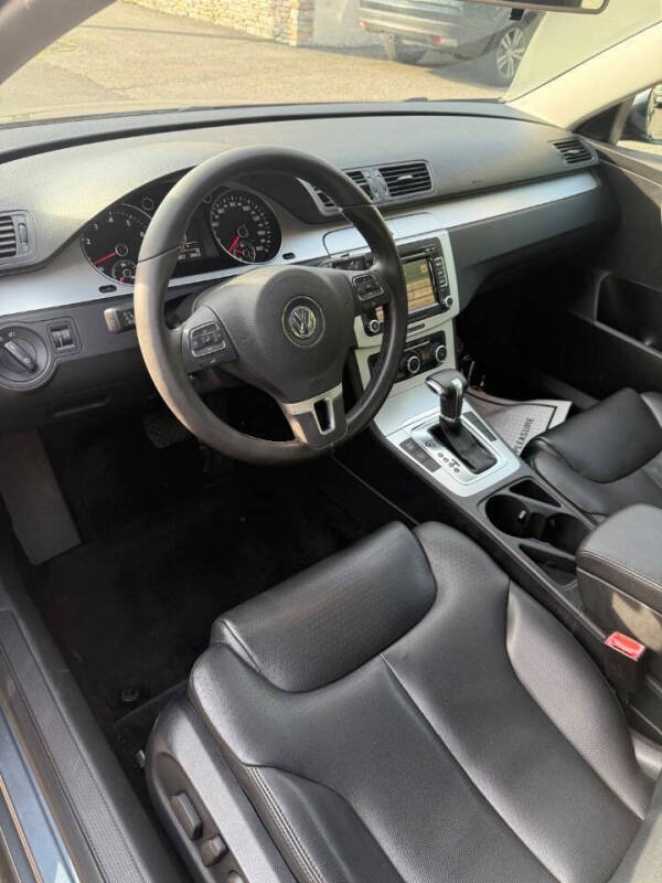 2010 Volkswagen Passat Komfort PZEV