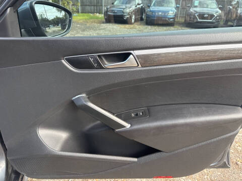 2017 Volkswagen Passat 1.8T SE