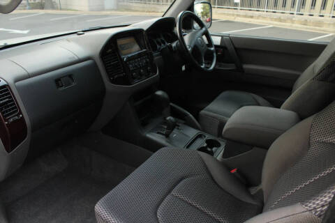 2000 Mitsubishi Pajero