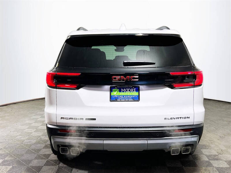 2026 GMC Acadia Elevation