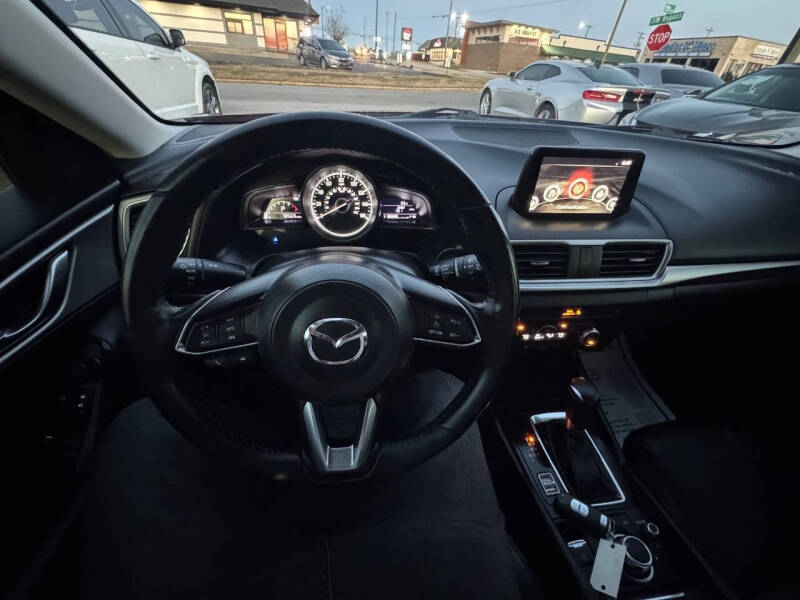2017 Mazda MAZDA3 Touring