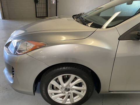 2013 Mazda MAZDA3 i Touring