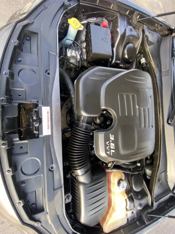 2016 Chrysler 300 Limited