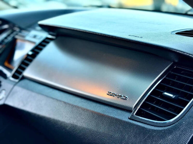 2012 Ford Taurus SHO