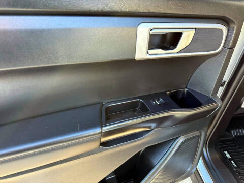 2022 Ford Explorer