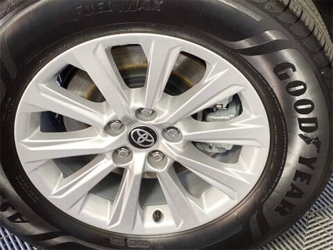 2025 Toyota Grand Highlander Hybrid XLE