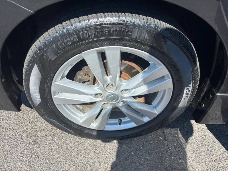 2012 Nissan Quest