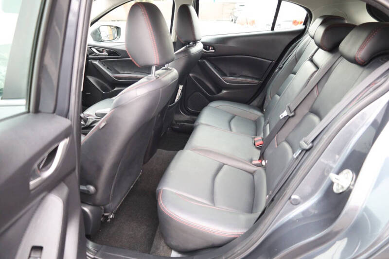 2016 Mazda MAZDA3 i Grand Touring