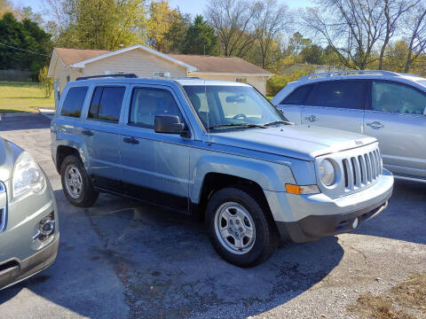 2013 Jeep Patriot for sale at K & P Used Cars, Inc. in Philadelphia TN