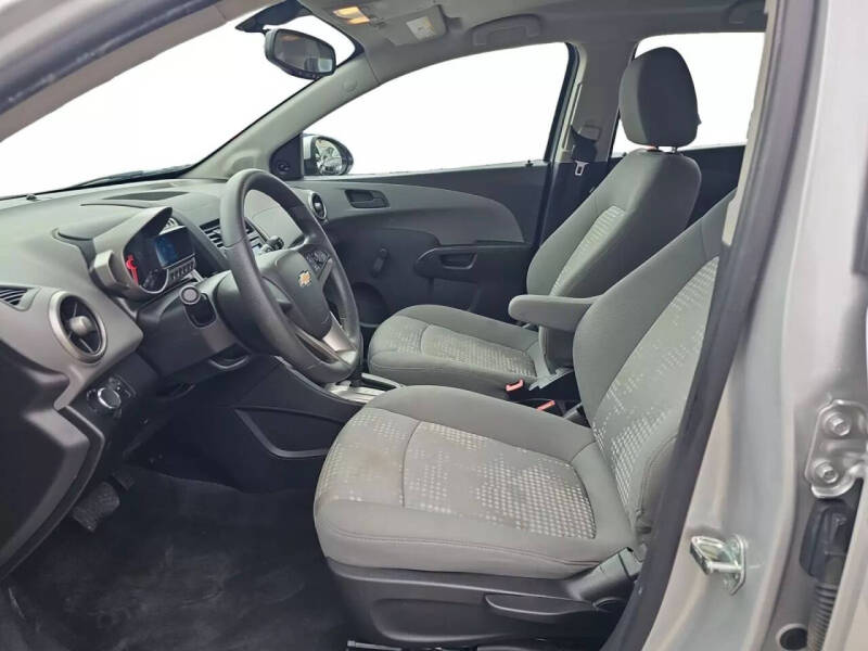 2015 Chevrolet Sonic LS Auto