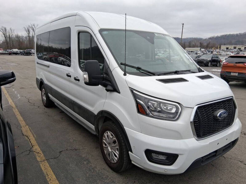 2023 Ford Transit Passenger Van XLT's photo