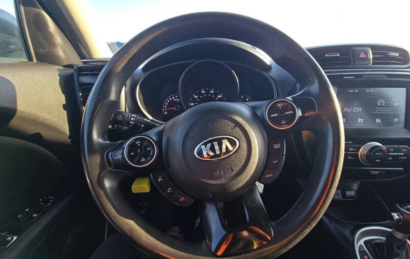 2019 Kia Soul +