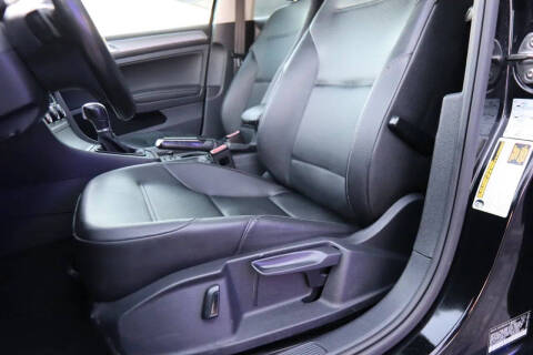 2017 Volkswagen Golf TSI Wolfsburg Edition