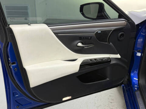 2022 Lexus ES 350 F SPORT