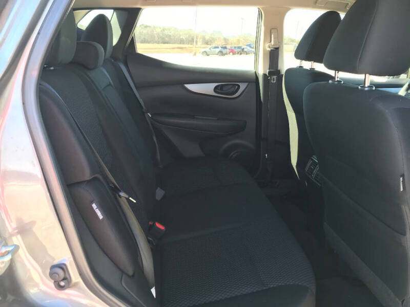 2022 Nissan Rogue Sport S