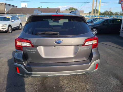 2018 Subaru Outback 2.5i Premium
