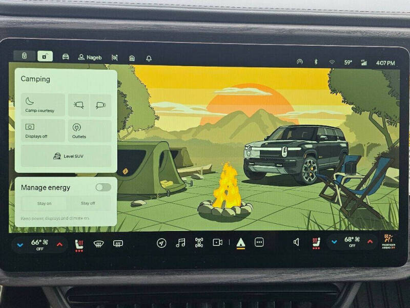 2023 Rivian R1S Adventure