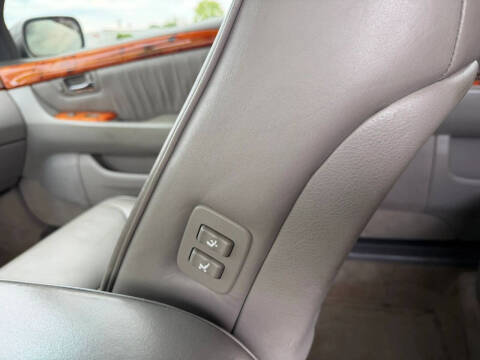2002 Lexus LS 430