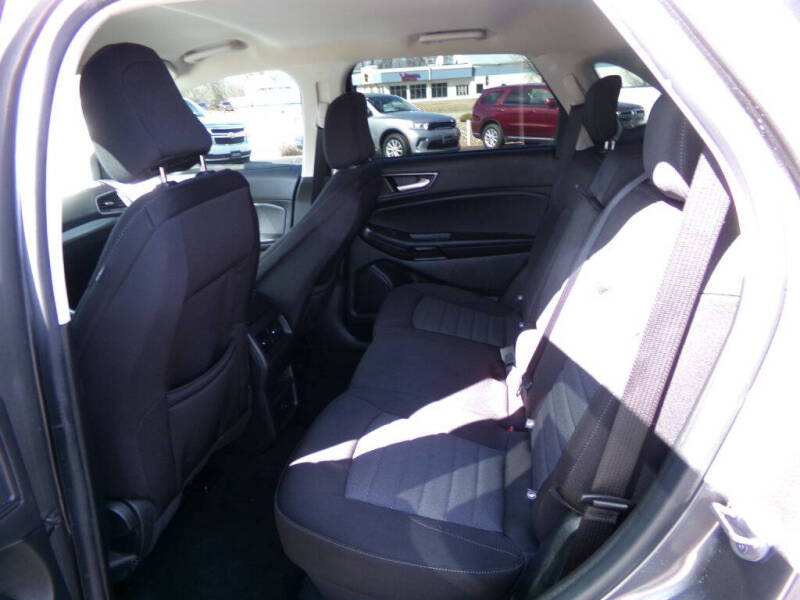 2023 Ford Edge SE