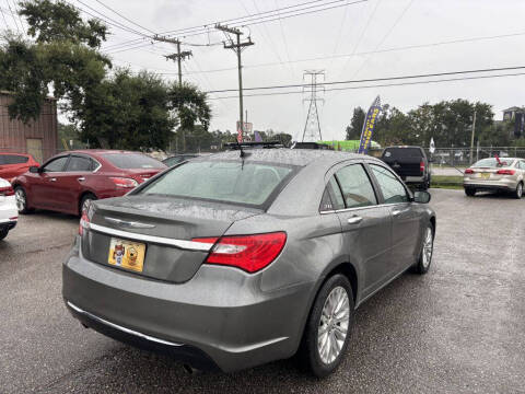 2011 Chrysler 200 Limited