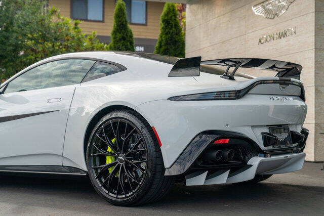 2023 Aston Martin Vantage 44