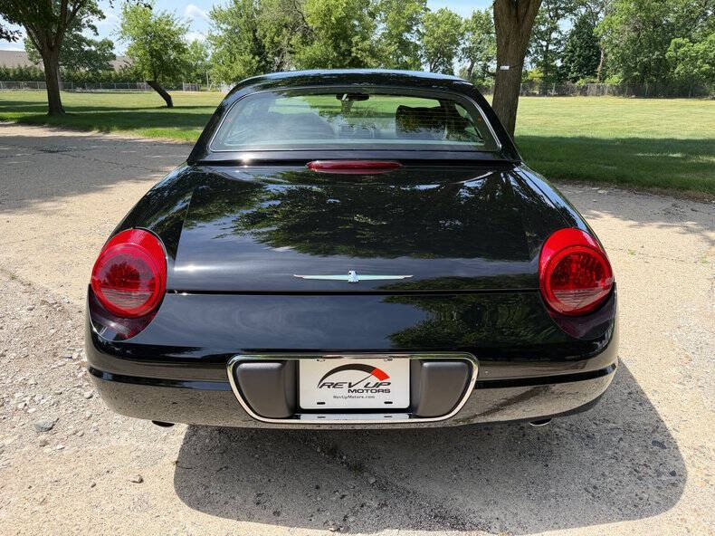 2002 Ford Thunderbird Deluxe