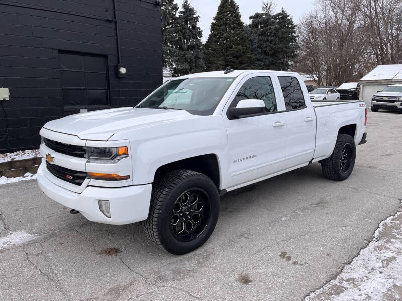 2017 Chevrolet Silverado 1500 for sale at Efkamp Auto Sales on 2nd in Des Moines IA