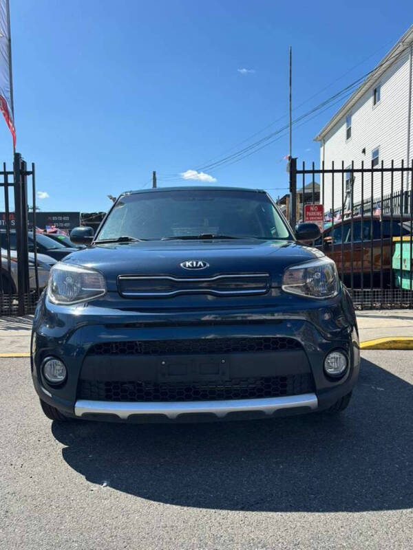 2017 Kia Soul +