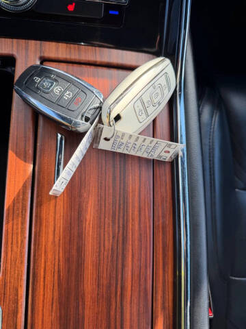 2018 Lincoln Navigator Select