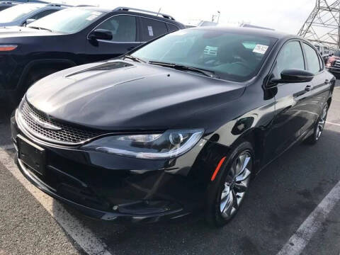 2015 Chrysler 200 for sale at SILVER ARROW AUTO SALES CORPORATION in Newark NJ