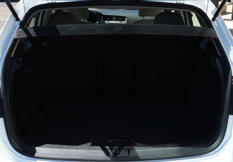 2017 Volkswagen Golf