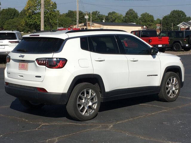 2022 Jeep Compass Latitude Lux