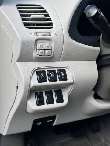 2012 Nissan LEAF SL