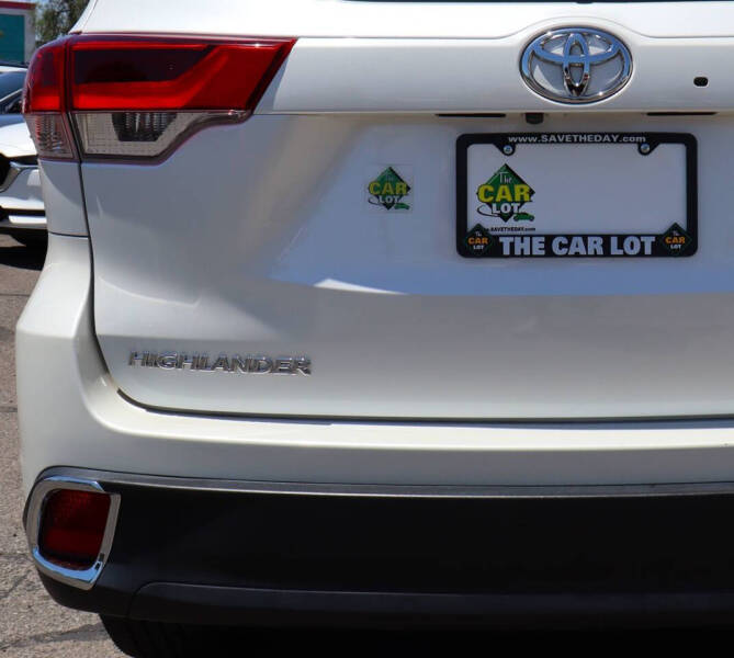 2017 Toyota Highlander LE Plus