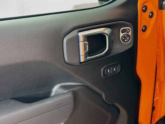 2025 Jeep Gladiator Willys