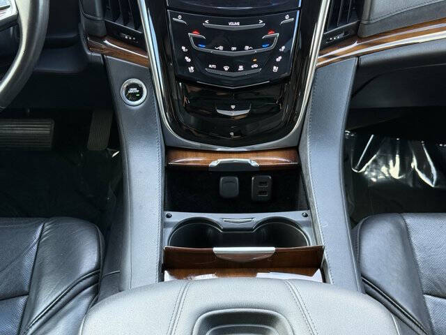 2017 Cadillac Escalade Premium Luxury