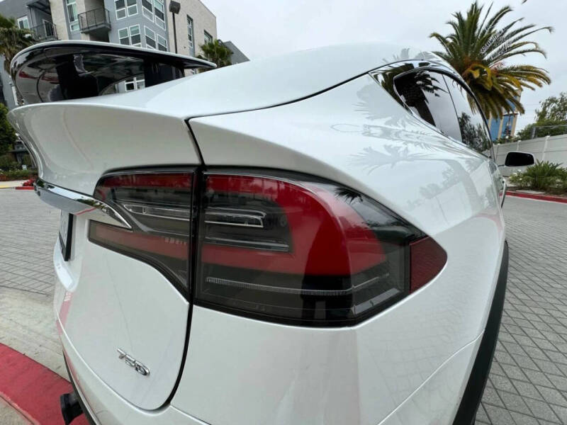2018 Tesla Model X 75D