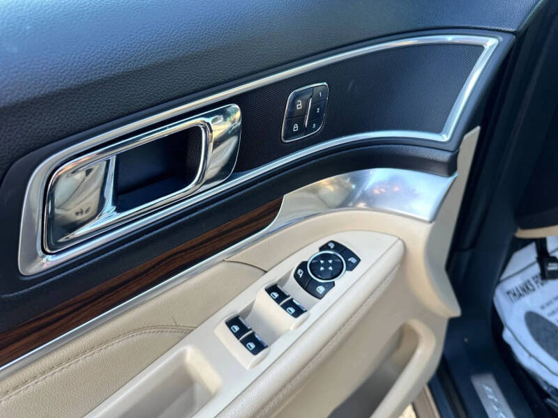 2017 Ford Explorer Limited