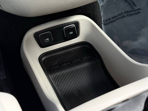 2018 Chrysler Pacifica Hybrid Touring Plus