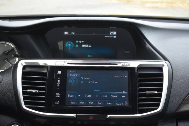 2017 Honda Accord EX-L V6 w/Navi w/Honda Sensing