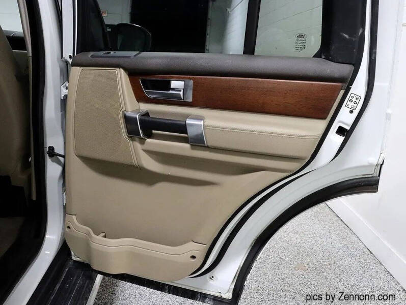 2016 Land Rover LR4 HSE