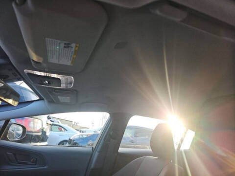 2025 Toyota Prius LE