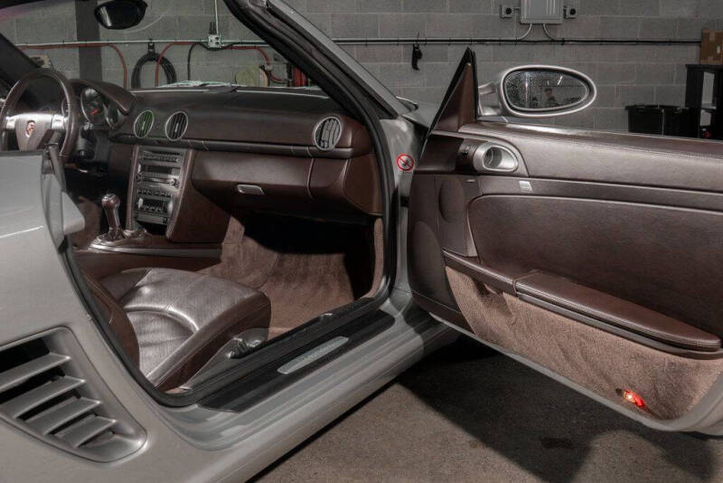 2005 Porsche Boxster