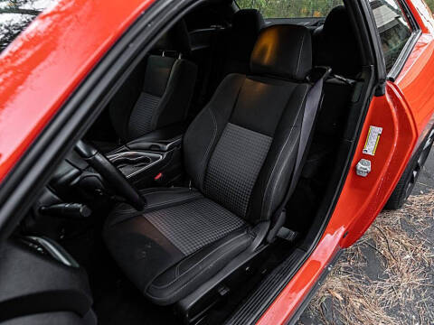 2021 Dodge Challenger SXT