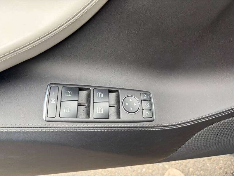 2016 Tesla Model S 70