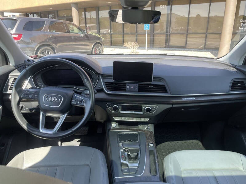 2018 Audi Q5 2.0T quattro Premium Plus